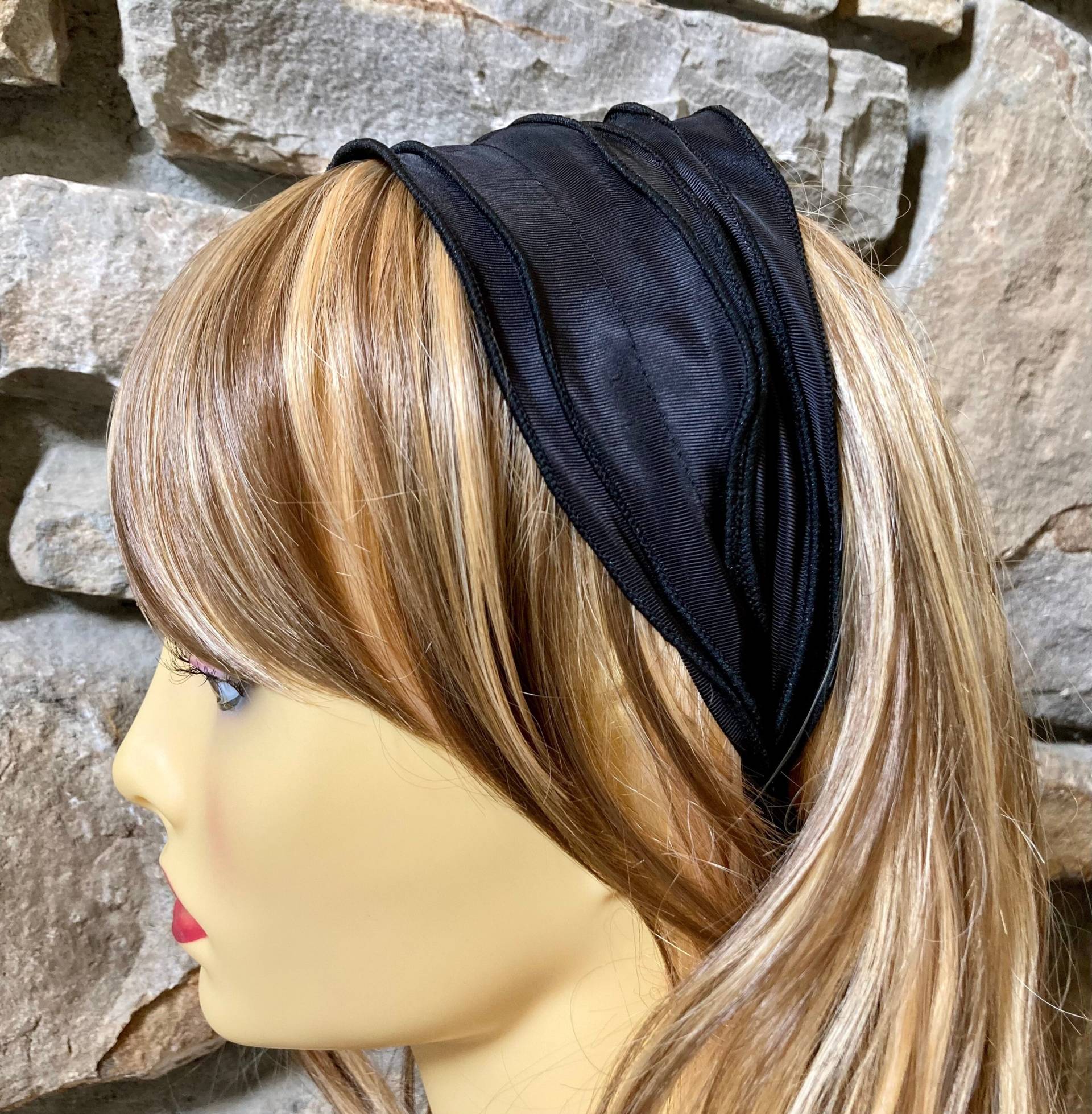 Schwarzes Rüschen-Stirnband, Breites Damen-Stirnband, Schwarzes Hohle Stirnbänder, Haartrends von PinUpGirlHair