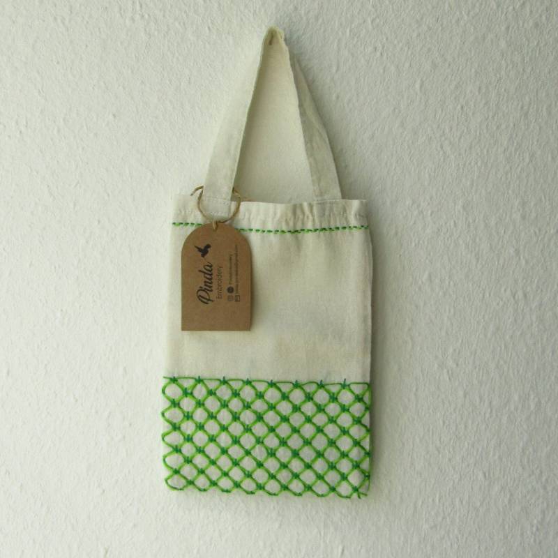 Handbestickte Kleine Baumwolltasche | Mama Geschenk| Oma Geschenk von PindaEmbroidery