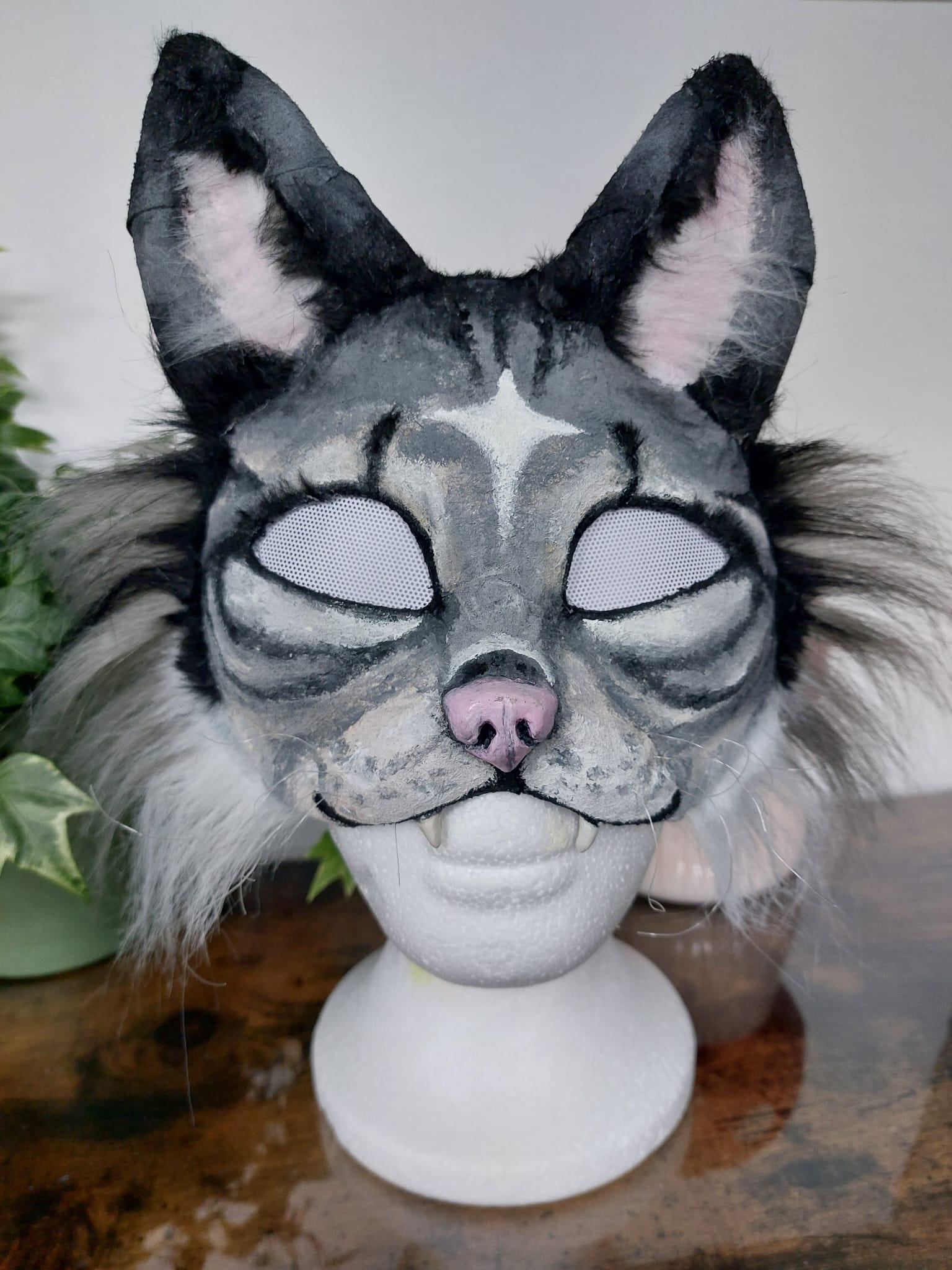 Grau-Gestreifte Therian Katzen Maske von PineyCraft