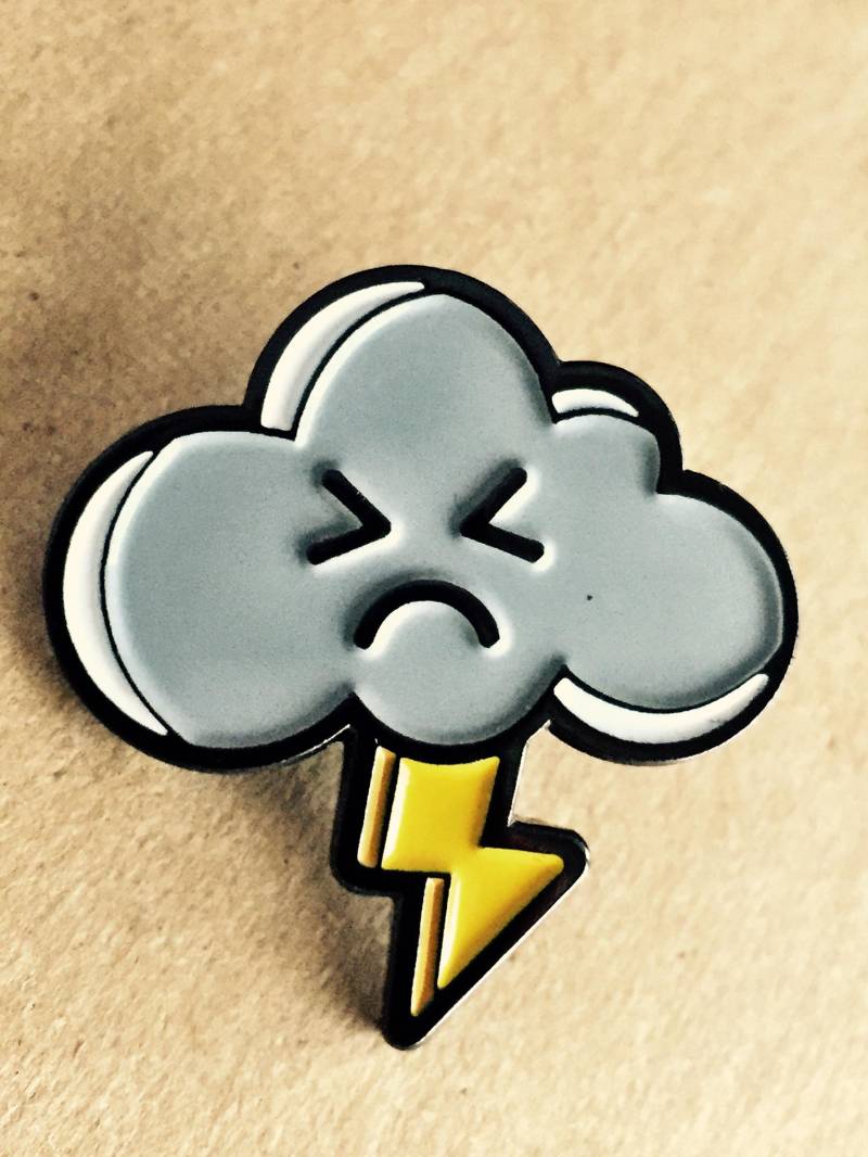 Lightning Rebell Emaille Pin Lightning Rebell Emaille Pin von Pinfiniti