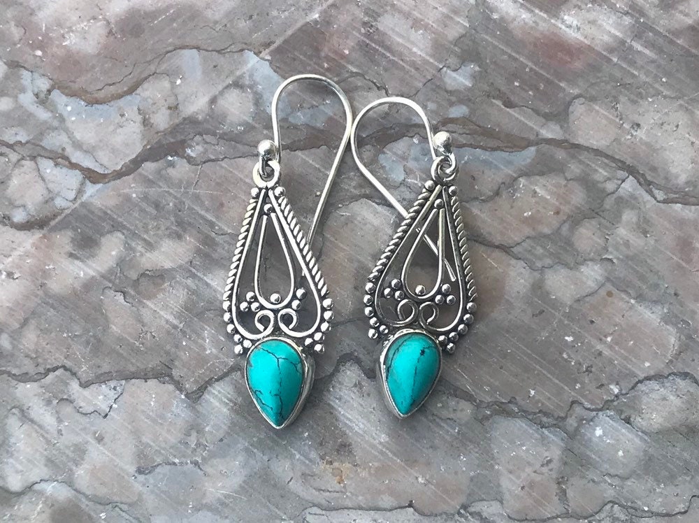 Upside-Down Ohrringe Türkis Silber Und Blau Für Frau Boho Schmuck Schwester Dezember Birthstone von PinkCityJewelers