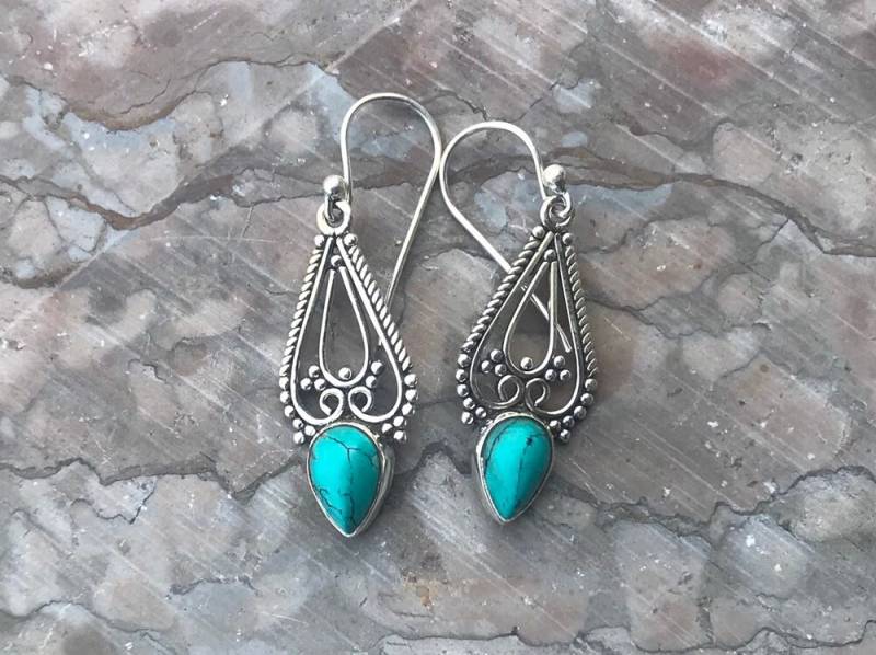 Upside-Down Ohrringe Türkis Silber Und Blau Für Frau Boho Schmuck Schwester Dezember Birthstone von PinkCityJewelers