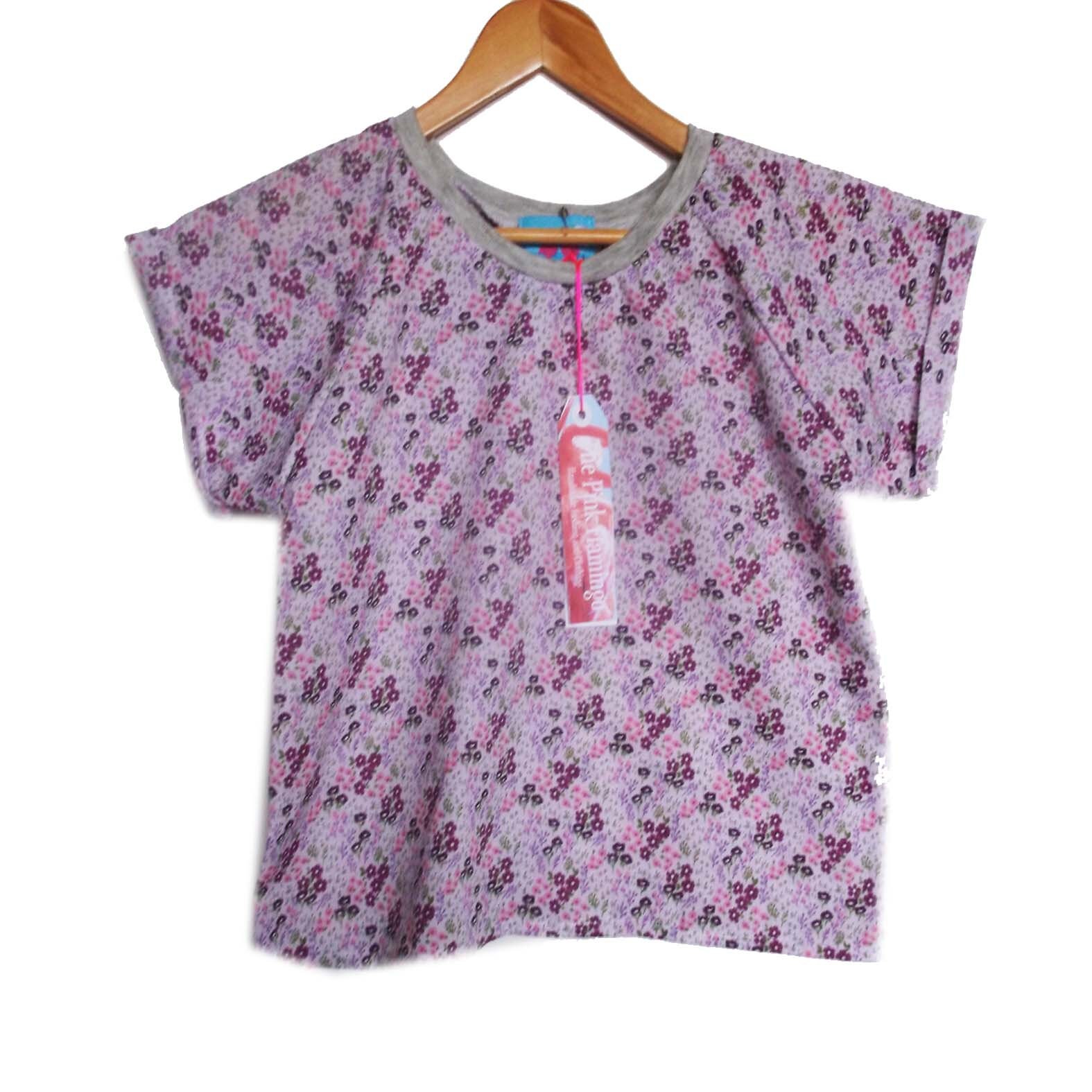 Lila Ditsy Print Raglan Ärmel T-Shirt Lila Ditsy Print Raglan Ärmel T-Shirt von PinkFlamingoShorts