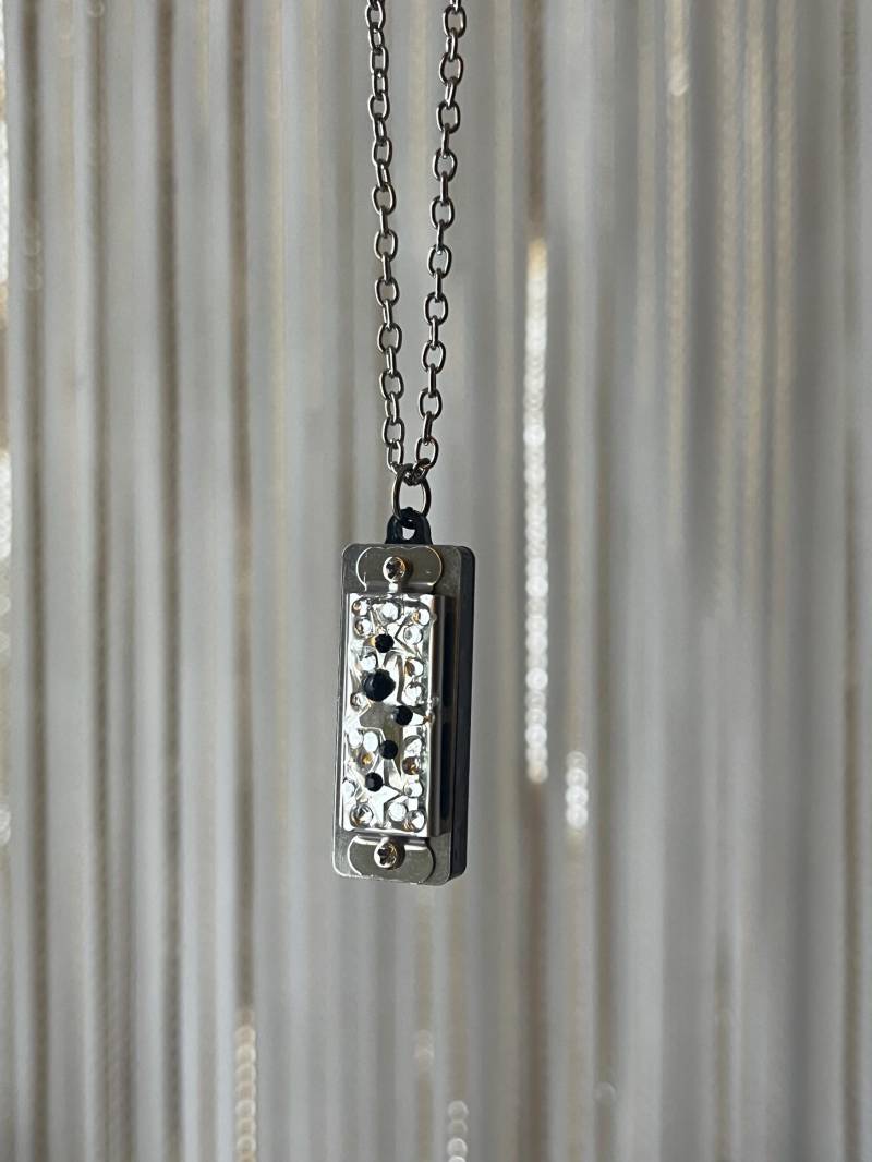 Mini Mundharmonika Halskette Schwarze Sterne Silber Mit Strasssteinen Selbstgemachte Süsse Idee von PinkFutureStore