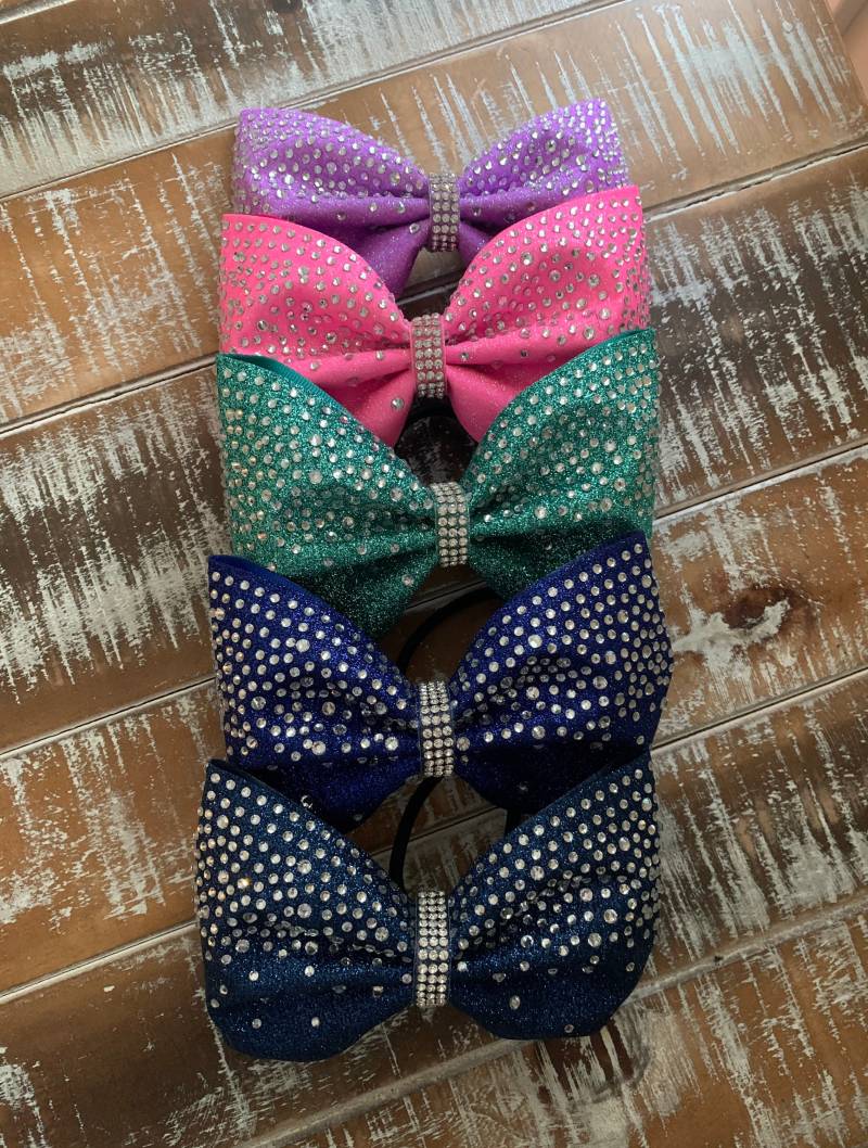 10cm Glitter Taillessschleife 10cm Glitter Taillessschleife von PinkPalmCheerBows