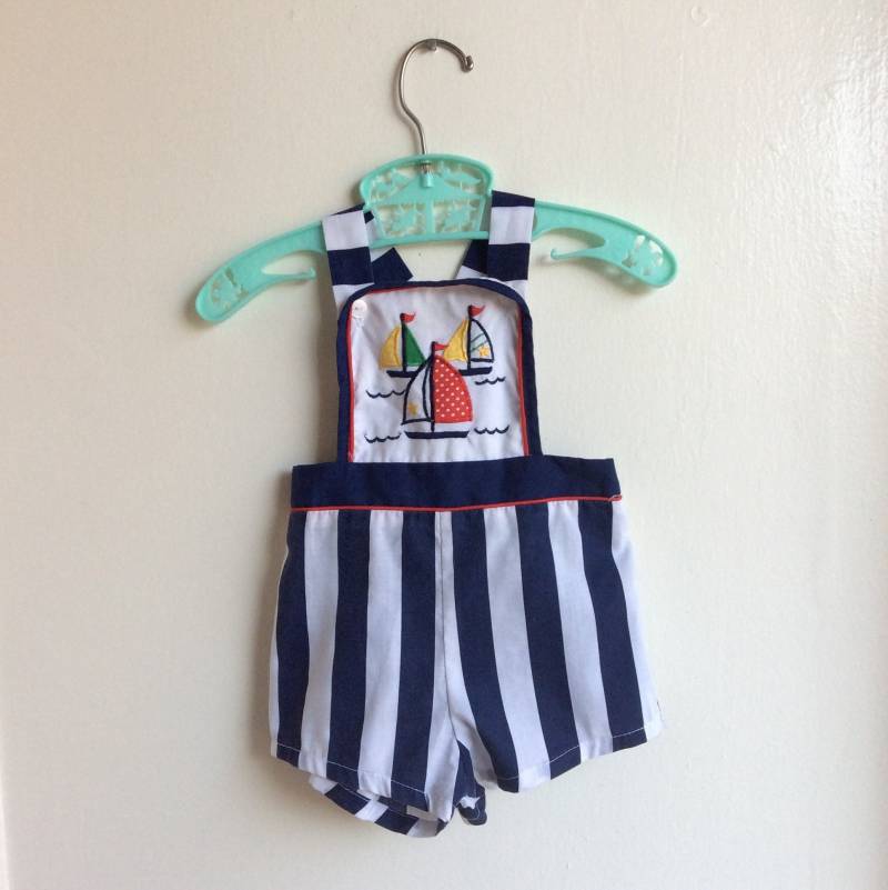 Vintage 2 Süsse Segelboote Latzhose von Pinkbedazzler