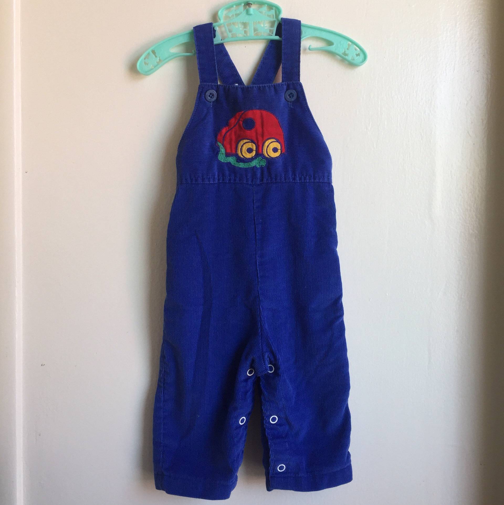 Vintage Blue Overall Auto Hose Gr. 9 M Rot von Pinkbedazzler