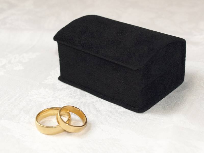 Schwarze Samt Ringbox Für Zwei Ringe, Ring Präsentationsbox, Hochzeitsband Box, Doppelring Schmuck Geschenkbox - Chelsea von Pinkburlesque