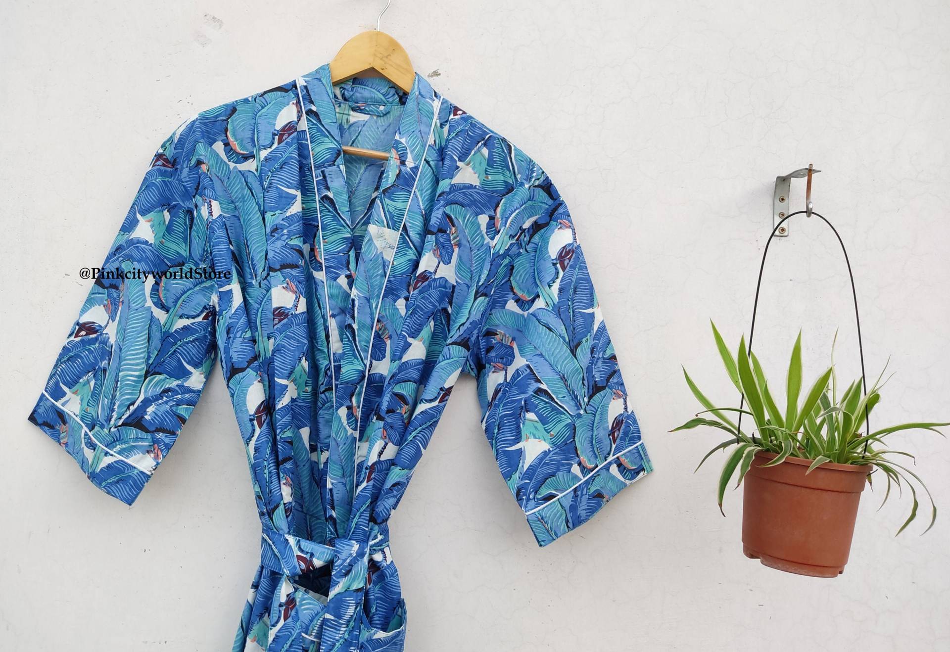 Blaue Bananenblatt-Baumwollkimono-Roben Für Frauen, Schöne Nachtrobe, Weicher Und Bequemer Bademantel, Baumwollwickelkleid, Morgenmantel Lang von PinkcityworldStore