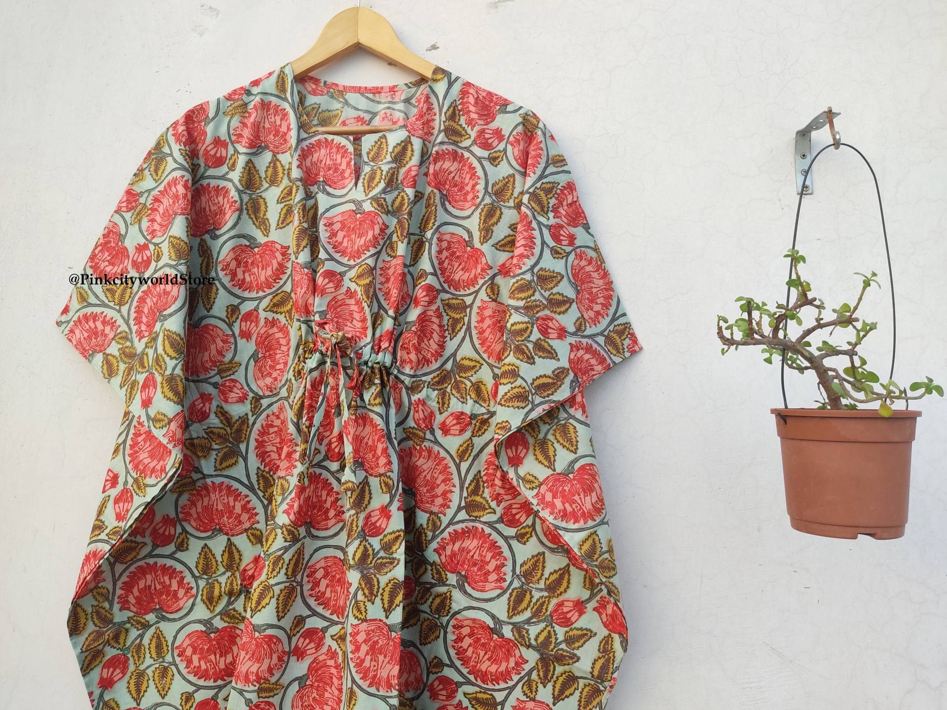 Floral Hand Block Print Damen Kaftan, Baumwolle Leichte Sommer Tragen, Strand Tragen Kleid, Maxi Kleid Nachtwäsche von PinkcityworldStore