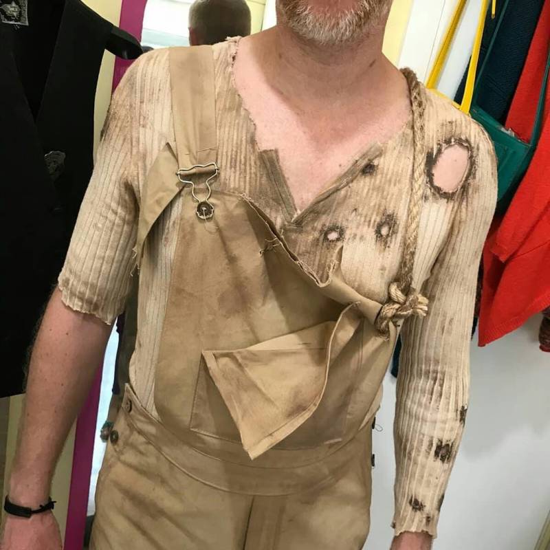 Sie Nannten Ihn Trinity von PinkingShearsCostume