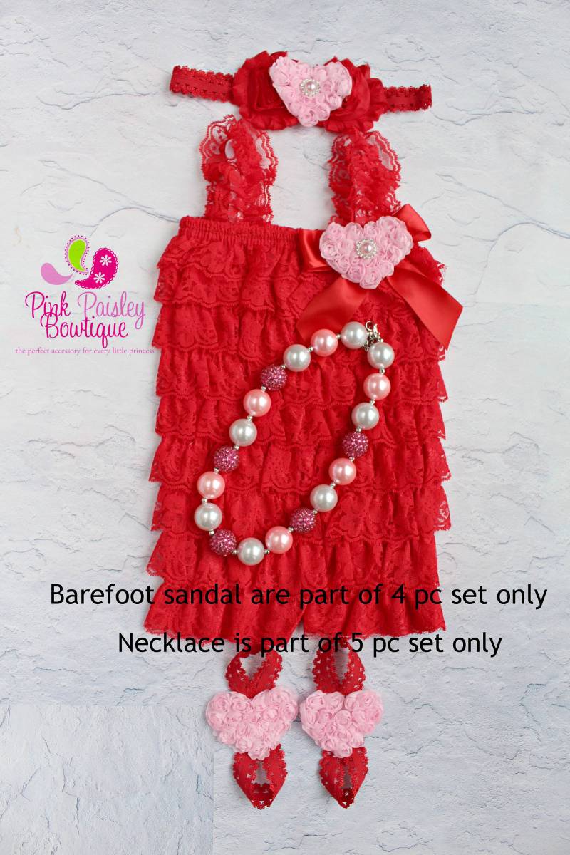 Roter Spitzen Valentinstag Strampler Handgemachtes Herz Outfit von Pinkpaisleybowtique