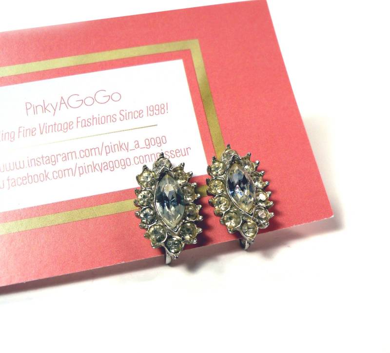 Glam Vintage 50Er Jahre Crystal Clear Rautenförmigen Strass Cocktail Party Ohrringe Screwback von PinkyAGoGo