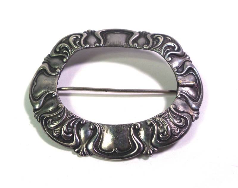 Große Antike Oval Jugendstil Neusilber Schnalle Brosche Große Antike Oval Jugendstil Neusilber Schnalle Brosche von PinkyAGoGo