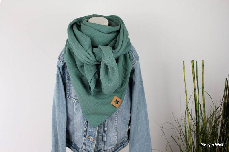 Musselintuch, Schal, Dreieckstuch, Musselin Halstuch in Einem Dunklen Alt Grün von PinkysWelt