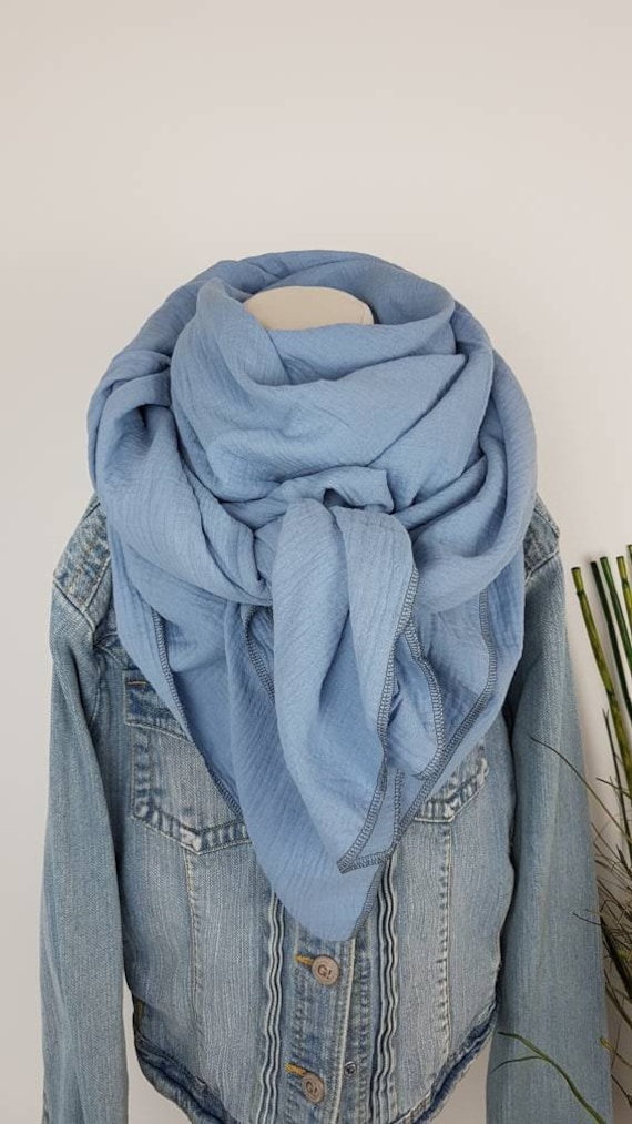 Musselintuch Xxl in Hellblau, Dreieckstuch Aus Musselin, Damen Musselinschal, Halstuch Für Den Winter Helllblau von PinkysWelt