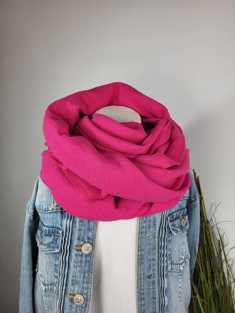 Musselintuch in Pink, Musselin Sommerkollektion, Dreieckstuch, Musselinschal, Halstuch von PinkysWelt