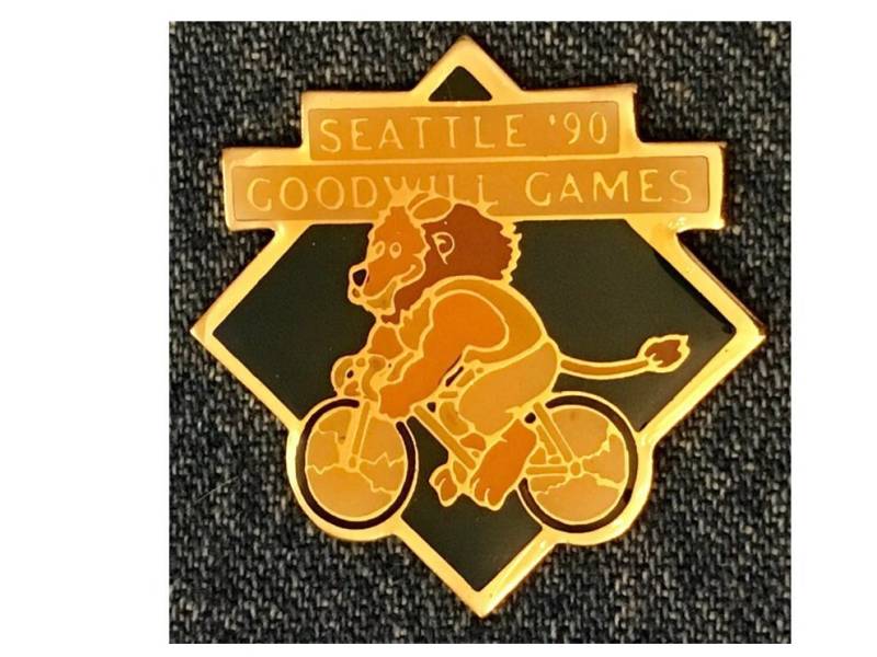 Radsport Anstecknadel ~ 1990 Goodwill Games in Seattle, Usa Maskottchen Einheit Der Löwe Plus ... Ambassador Bonus Pin von PinpalShop