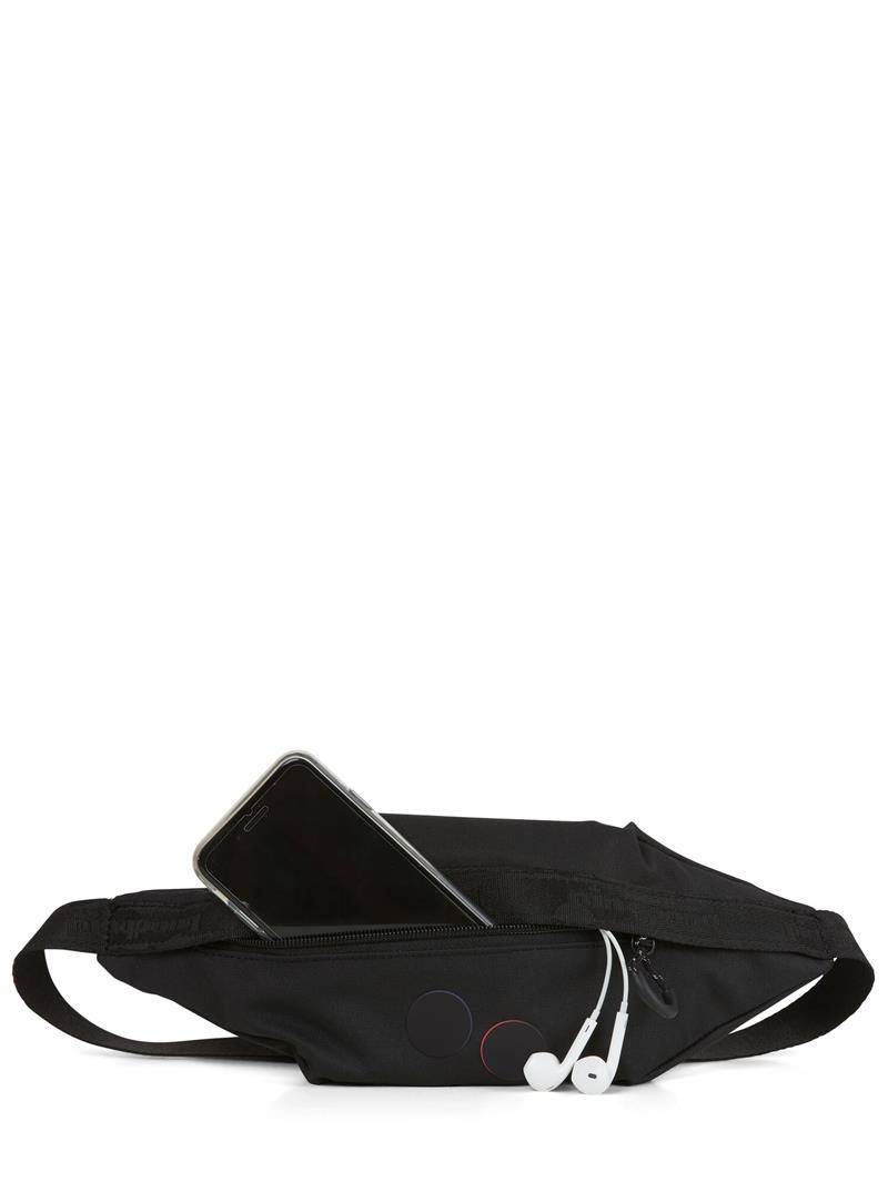 Bauchtasche Modell: Nik von Pinqponq