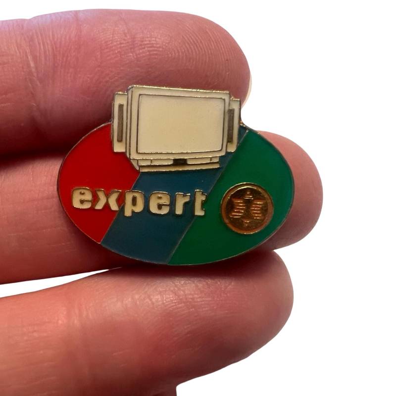 Experte Fernsehen Anstecknadel, Retro Technik Anstecknadel von PinsAndSins