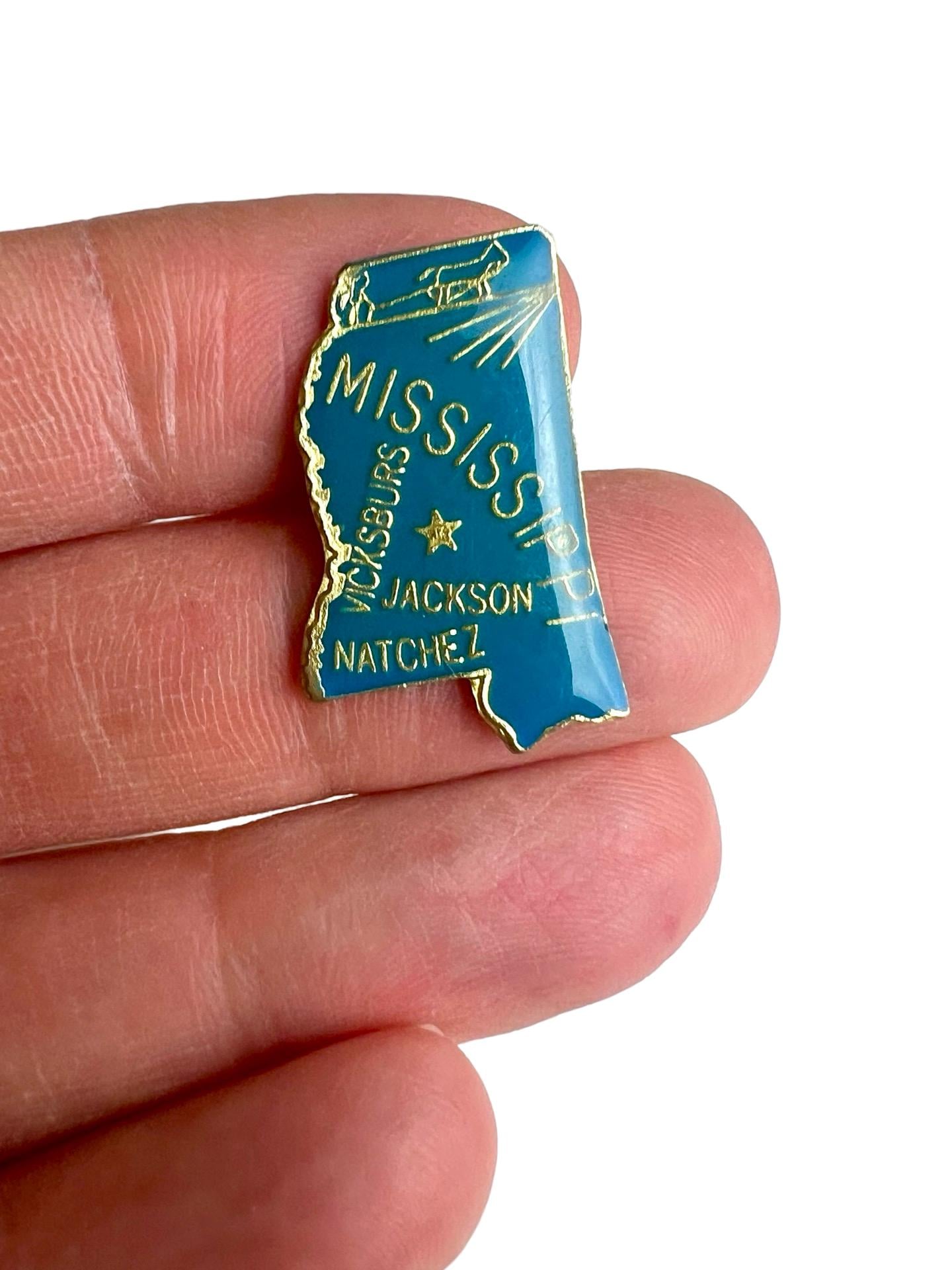 Memphis Mississippi Krawattennadel, Usa Zustand Pin Wanderlust Schmuck Pinback Button Abzeichen Für Rucksack Memphis Mississippi Krawattennadel, Usa Zustand Pin Wanderlust Schmuck Pinback Button Abzeichen Für Rucksack von PinsAndSins
