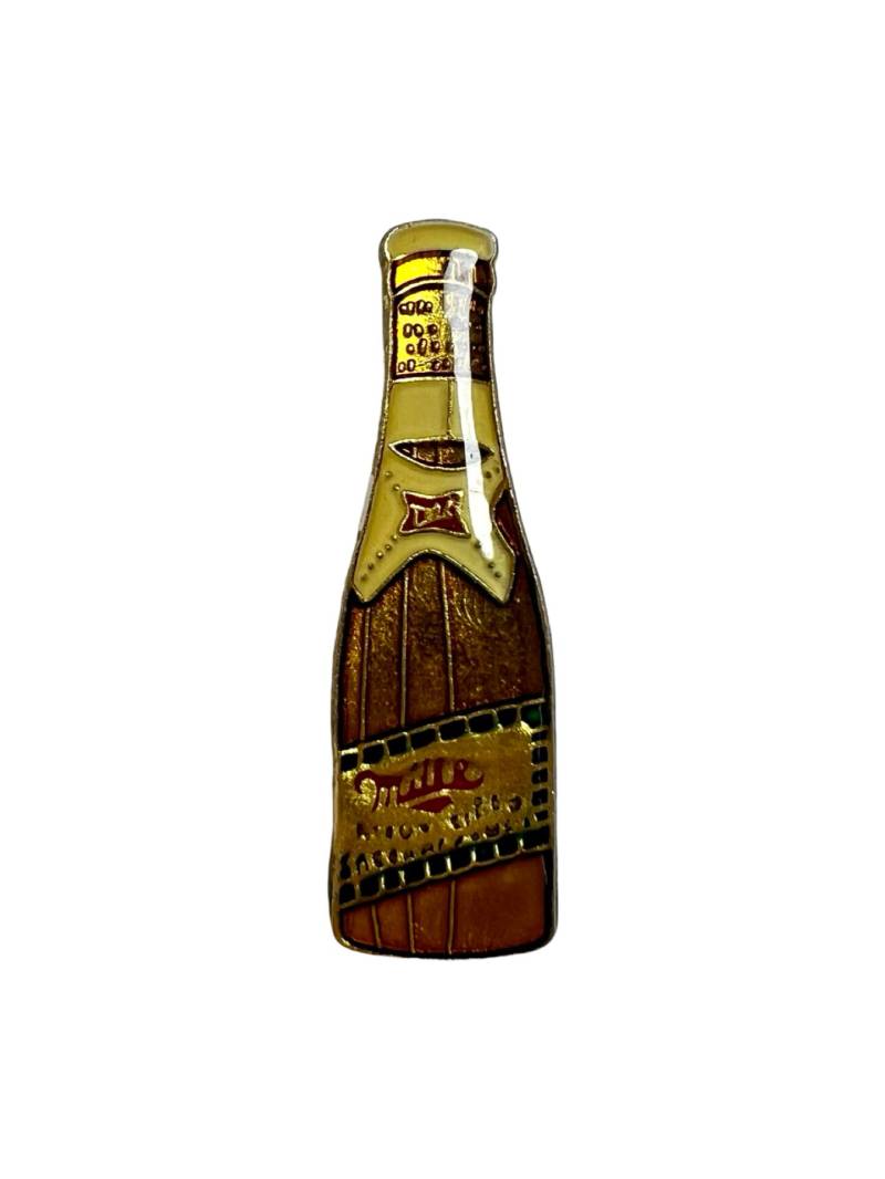 Miller Beer Flasche Anstecker Emaille Anstecker Miller Beer Flasche Anstecker Emaille Anstecker von PinsAndSins