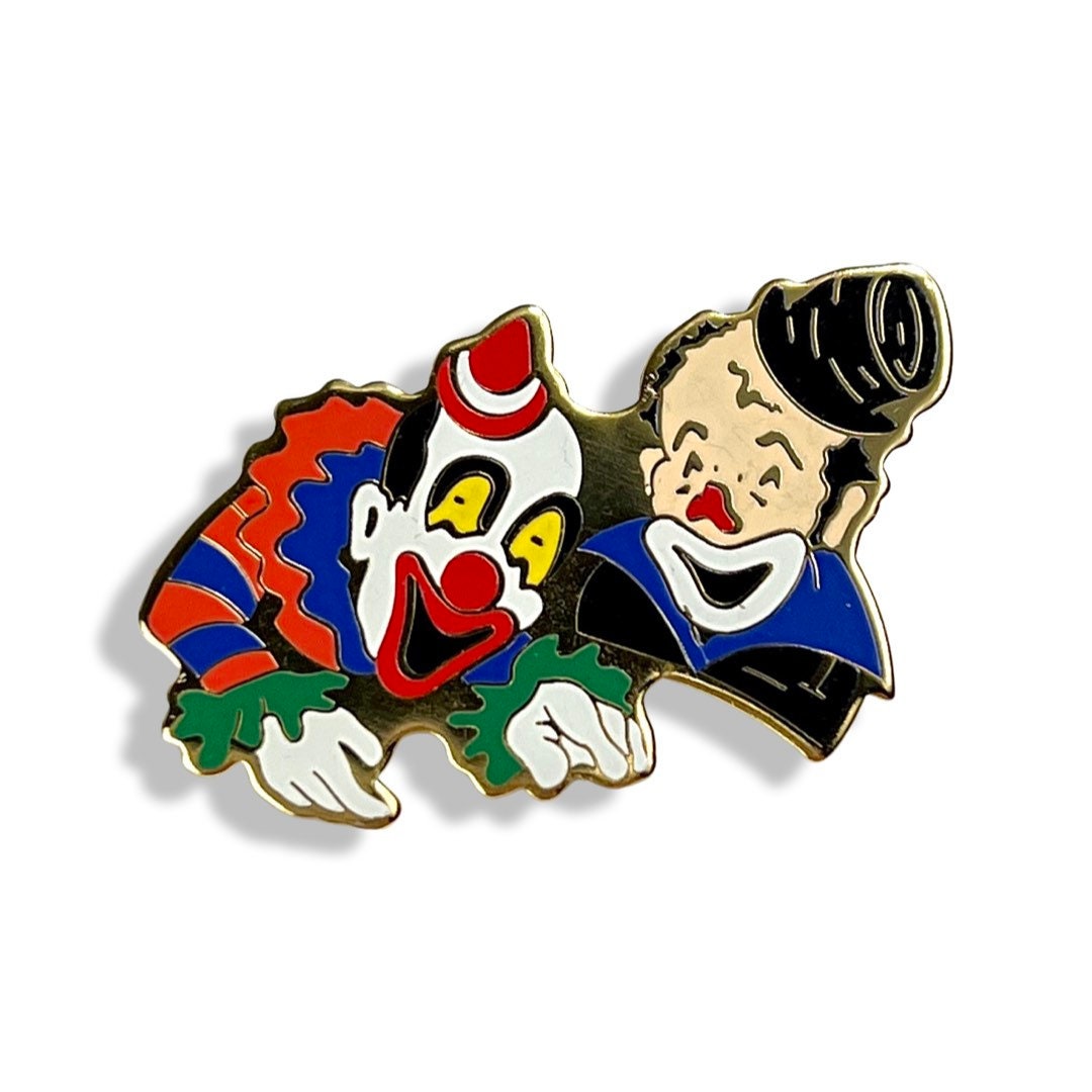 Vintage Clown Hut Anstecknadel, Clowncore Schmuck, Pinback von PinsAndSins