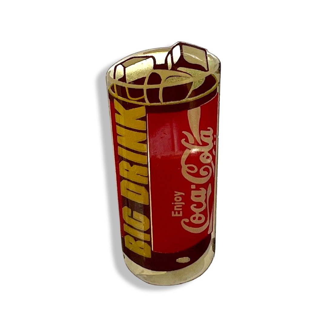 Vintage Coca Cola "Big Drink' Anstecker von PinsAndSins