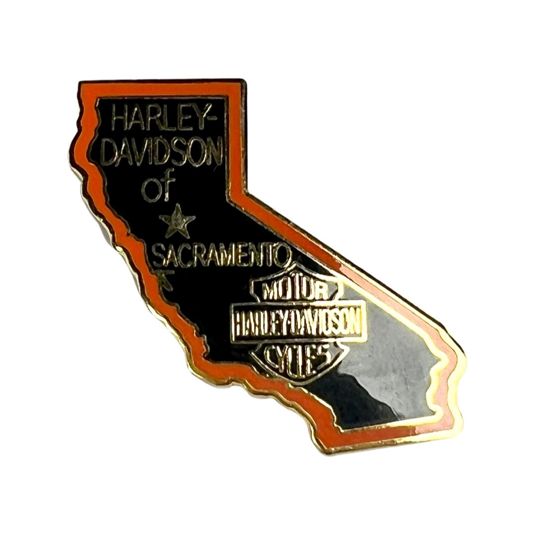 Vintage Harley Davidson Of Sacramento Anstecker Bikerjacke von PinsAndSins