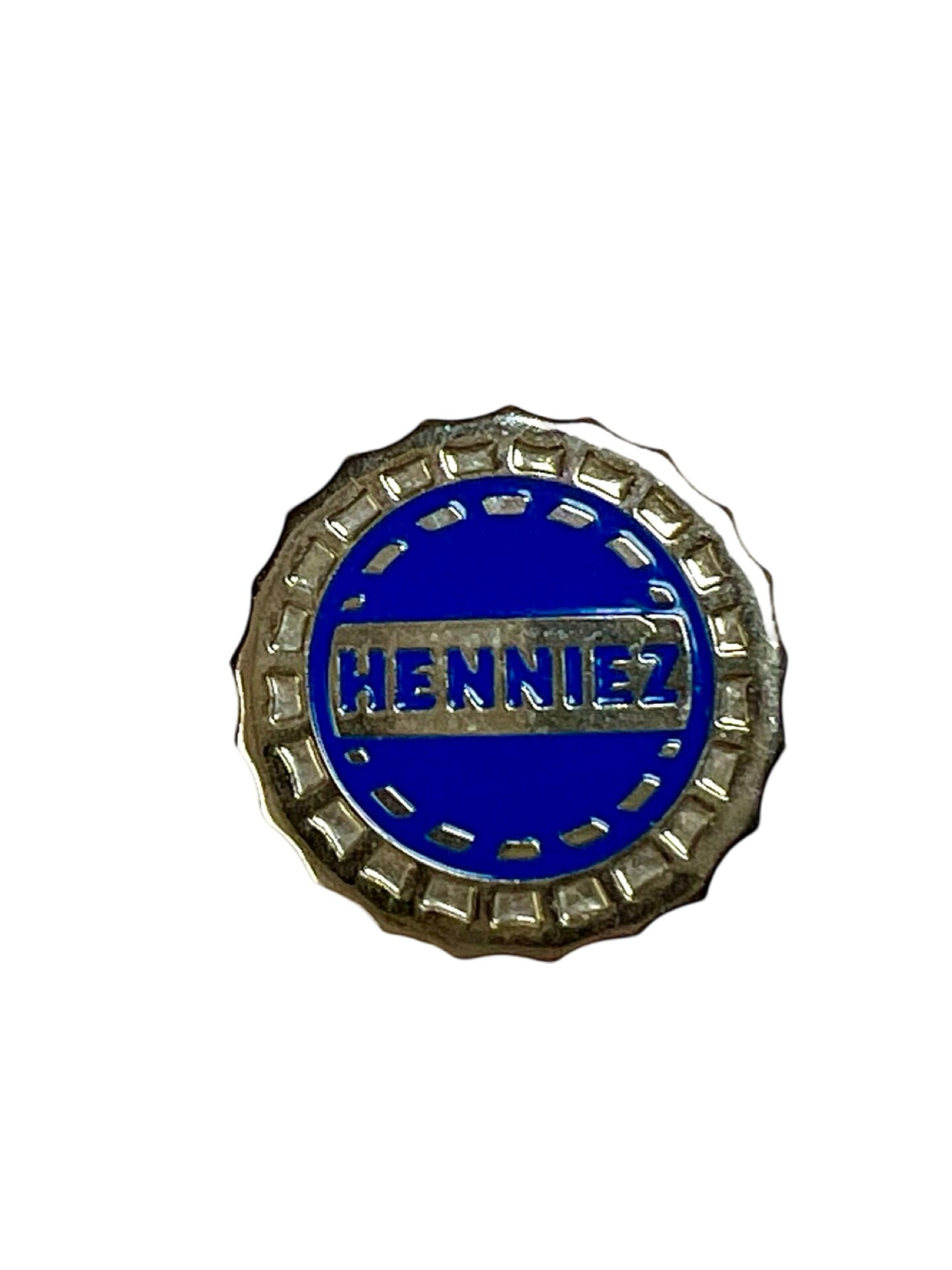 Vintage Henniez Mineralwasser Emaille Anstecknadel Anstecker, Getränke-Anstecknadel, Schweizer Thema Geschenk Vintage Henniez Mineralwasser Emaille Anstecknadel Anstecker, Getränke-Anstecknadel, Schweizer Thema Geschenk von PinsAndSins
