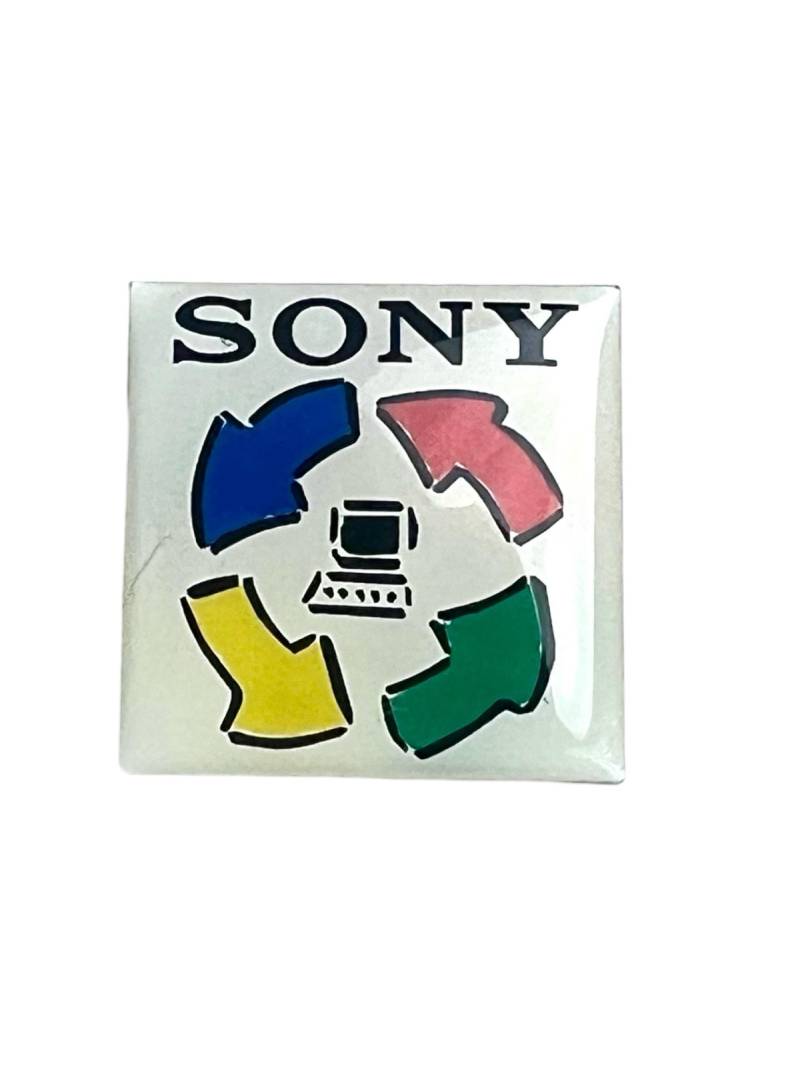 Vintage Sony Computer Anstecknadel, Geschenk Für Retro Tech Fan, 90Er Jahre Anstecknadel von PinsAndSins