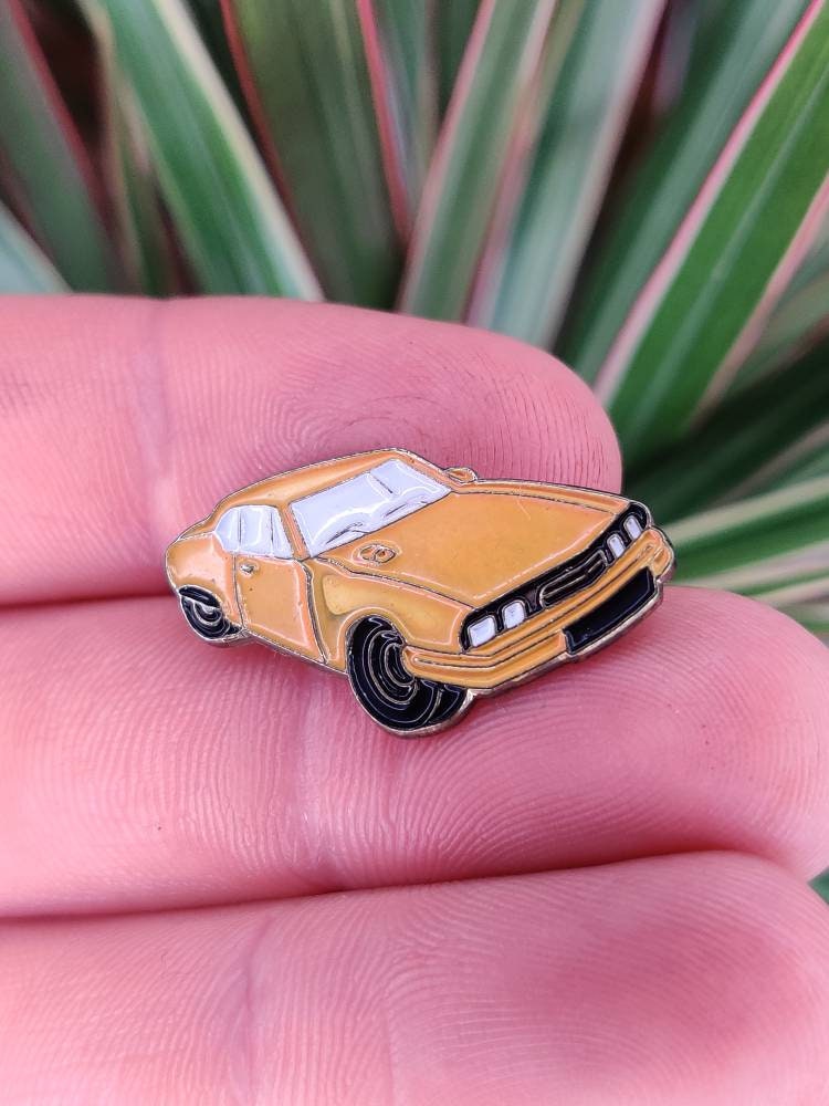 80Er Jahre Sportwagen Vintage Emaille Anstecknadel Anstecker 80Er Jahre Sportwagen Vintage Emaille Anstecknadel Anstecker von PintopiaPintopia