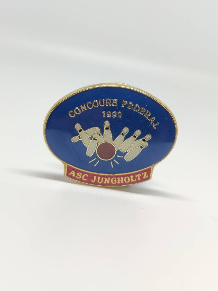 Concours Föderale 1992 Jahrgang Emaille Pin Abzeichen Asc Jungerholtz Bowling Kanada Concours Föderale 1992 Jahrgang Emaille Pin Abzeichen Asc Jungerholtz Bowling Kanada von PintopiaPintopia