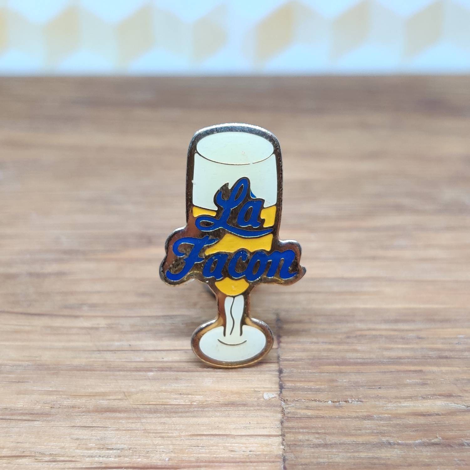 Vintage La Facon Bier Pin Abzeichen von PintopiaPintopia