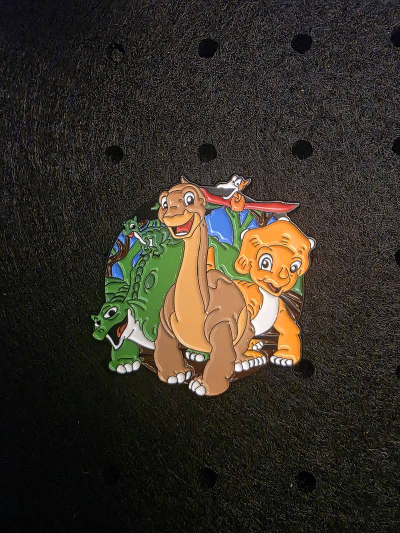 Pin - in Einem Land Vor Unserer Zeit Emaille von PinwareShop