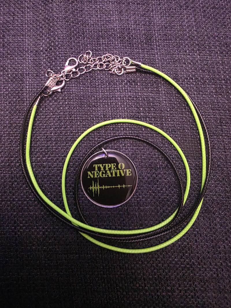 Type O Negative Pin/Kette/Anhänger von PinwareShop