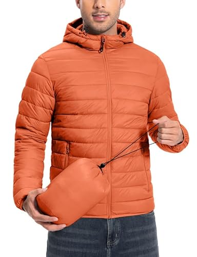 Steppjacke Herren mit Kapuze Leichte Winterjacke für Männer Verpackbar Wasserdicht Outdoor Übergangsjacke mit 6 Taschen und Aufbewahrungstasche（Vermilion;M) von Pioneer Camp