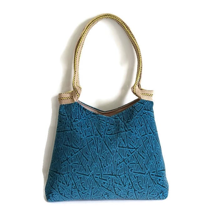Trendige Umhängetasche, Hippe Handtasche, Große Sehr Robuster Möbelstoff, Blau, Petrol, Jutegriffe von PippiesDesign