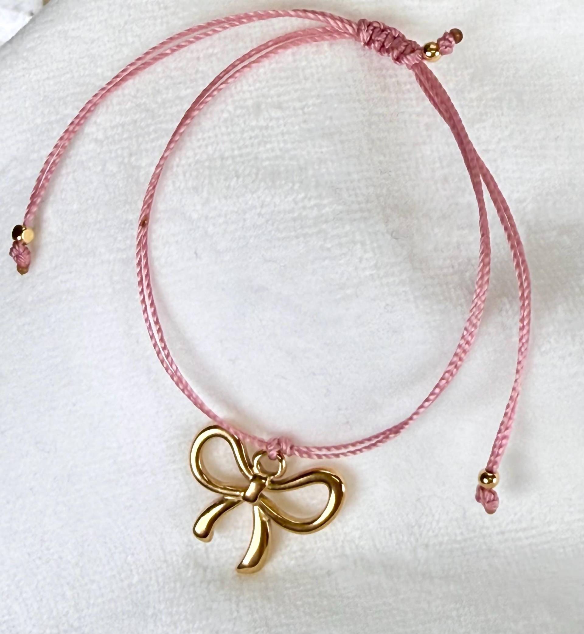 Armband Bow Schleife Freundschaftsarmband Personalisierbar Geschenk Schmuck Perlenarmband Glücksbringer Gold Mädchen Girl Rosa von Pipspiration