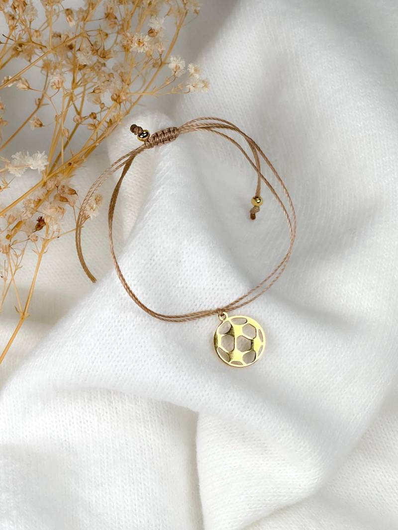 Armband Fußball Freundschaftsarmband Personalisierbar Geschenk Schmuck Perlenarmband Glücksbringer Sport Gold Silber Soccer von Pipspiration