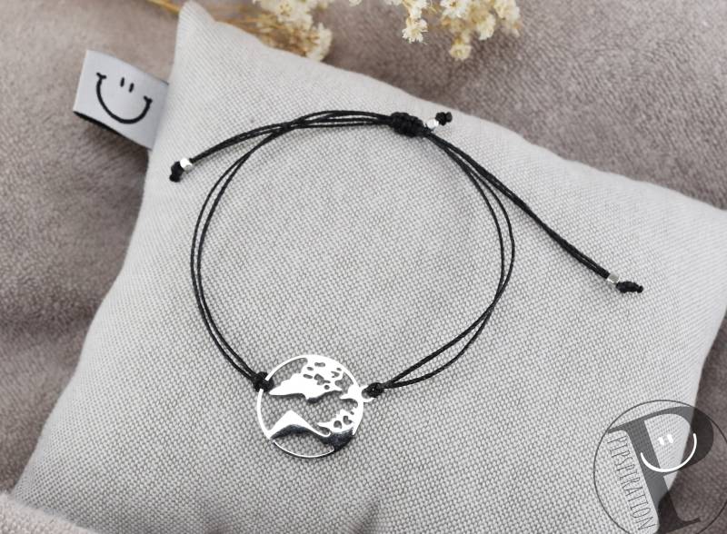Armband Welt Erde Freundschaftsarmband Personalisierbar Geschenk Schmuck Perlenarmband Silber Glücksbringer Weltkugel Reisen Abschied World von Pipspiration