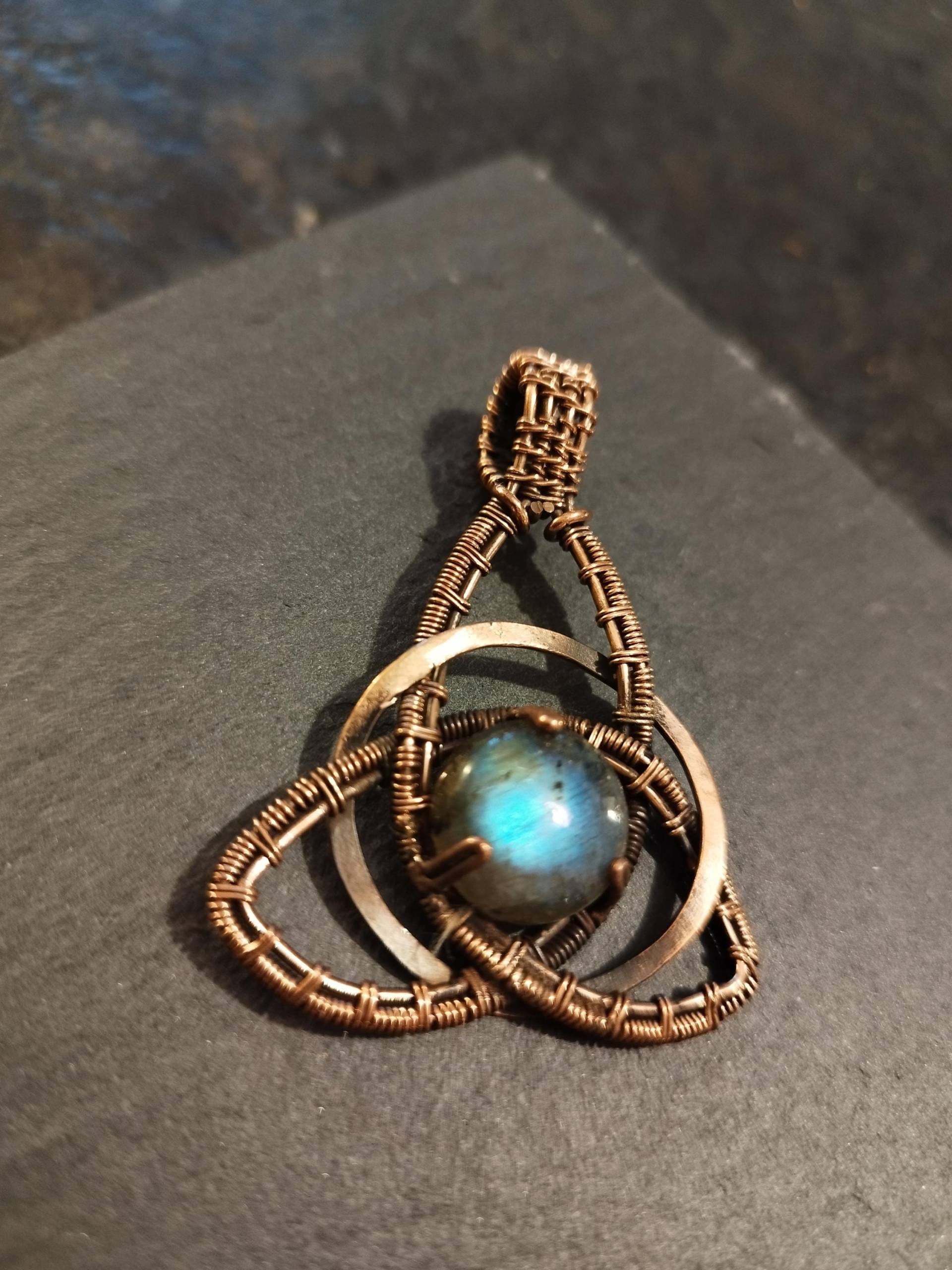 Kupfer Eingefassten Labradorit von Piratescreation