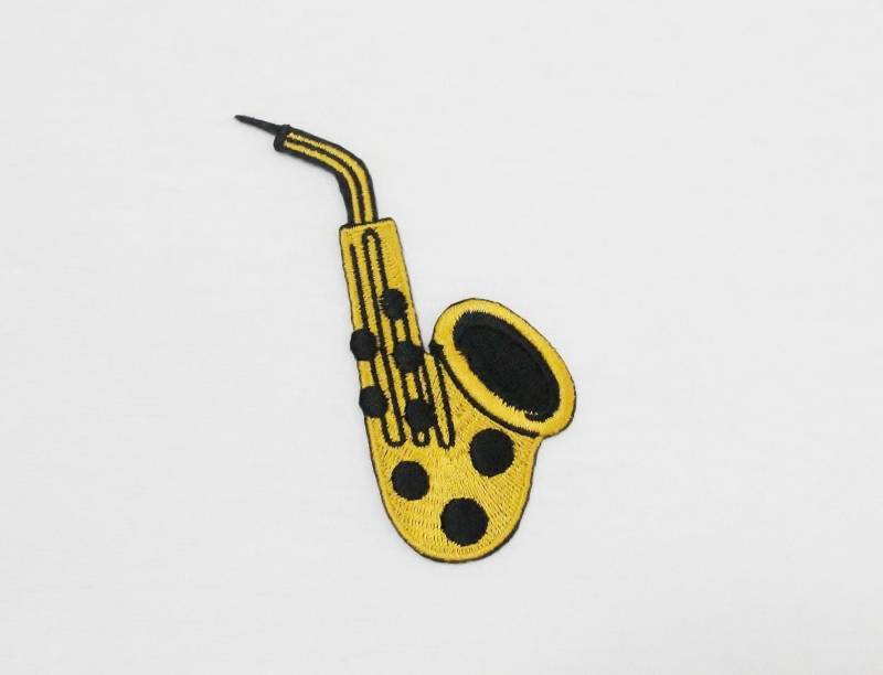 Aufnäher Saxophon Gestickte Applikation | 5.5 X 10 cm von Piratespatches