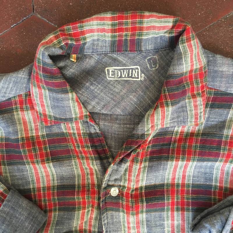 Edwin Japan Shirt - Kurzarm Rot&grau Check Groß von PiseVintage
