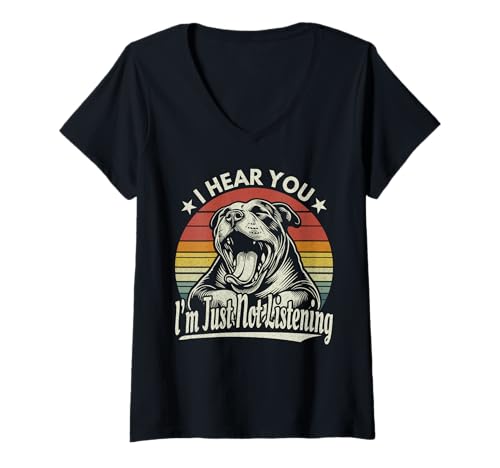 Damen Yawn Pit Bull Ich höre Dich, ich höre einfach Nicht Sunset Retro T-Shirt mit V-Ausschnitt Damen Yawn Pit Bull Ich höre Dich, ich höre einfach Nicht Sunset Retro T-Shirt mit V-Ausschnitt von Pitbull Lover Funny Sleepy Pit Bull Gift Design