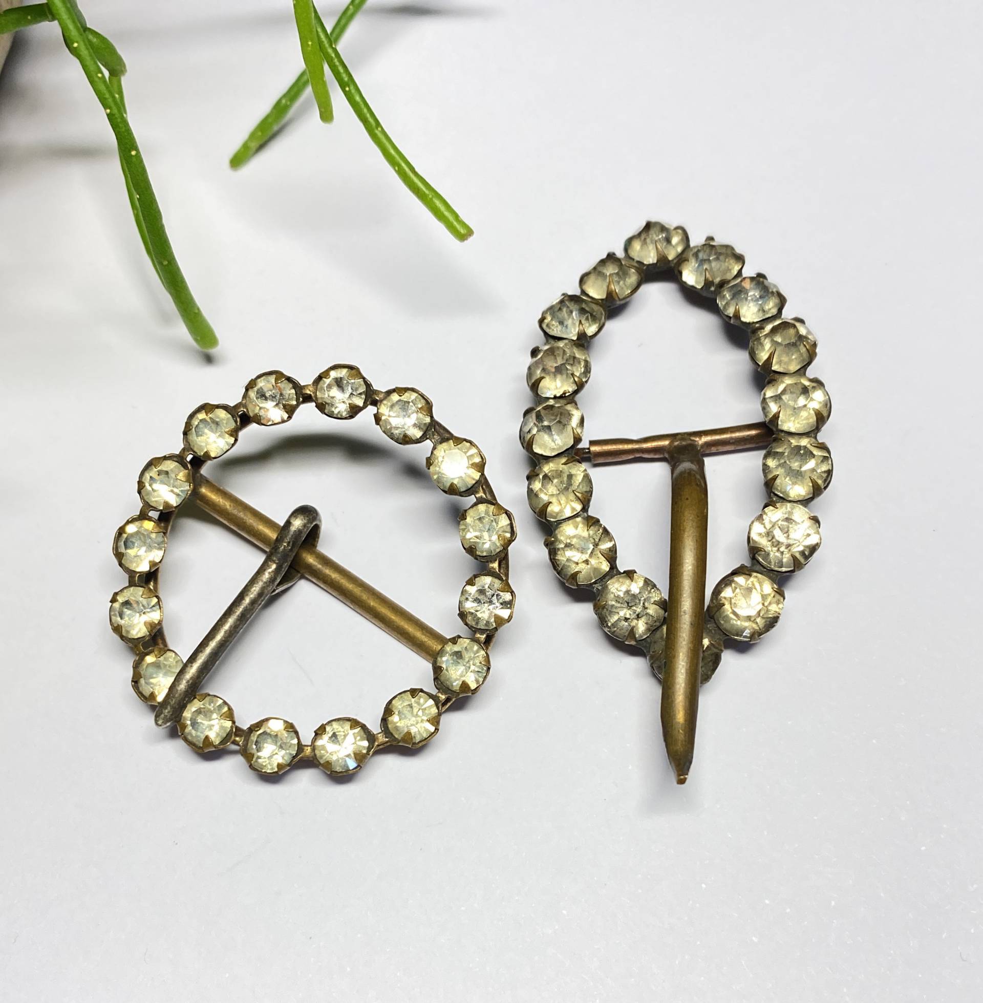 Schnallen Gürtelschuhe 1900Er Frühes Jahrhundert Xixth Frankreich Antike Gefälschte Diamanten Pittsbroc Kollektion Edouard Anpassung Schnallen Gürtelschuhe 1900Er Frühes Jahrhundert Xixth Frankreich Antike Gefälschte Diamanten Pittsbroc Kollektion Edouard Anpassung von PittsBroc