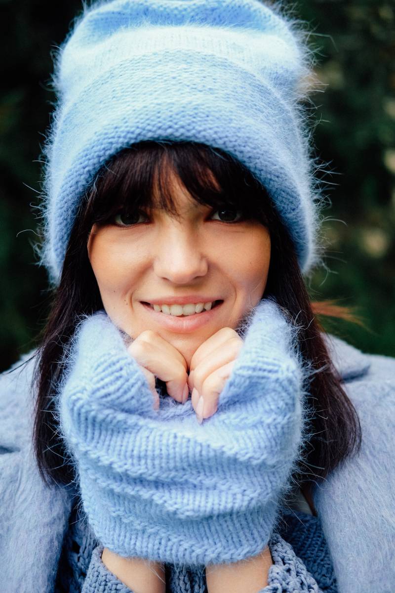 Nerz Garn Beanie Mütze Und Schlauchschal - Flauschiges Blaues Halswärmer Set Angora von Pivoineknits