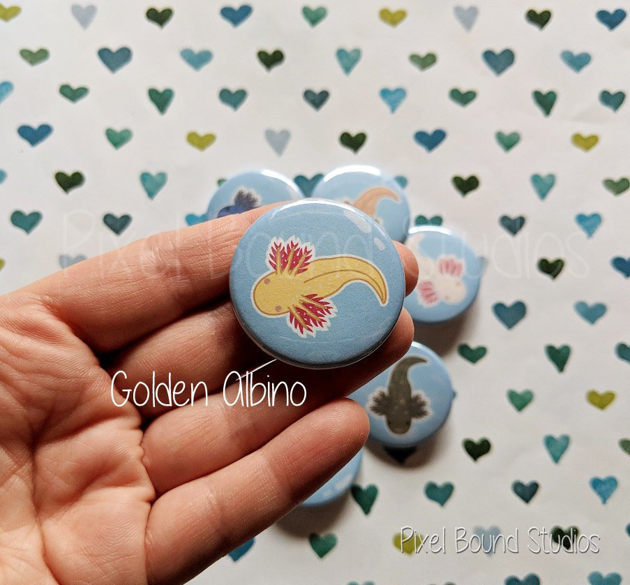 Chibi Axolotl Egg 3, 8 cm Buttons von PixelBoundStudios