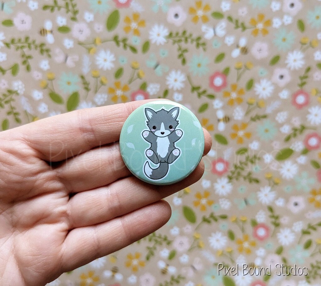 Chibi Süßer Wolf 3, 8 cm Button von PixelBoundStudios