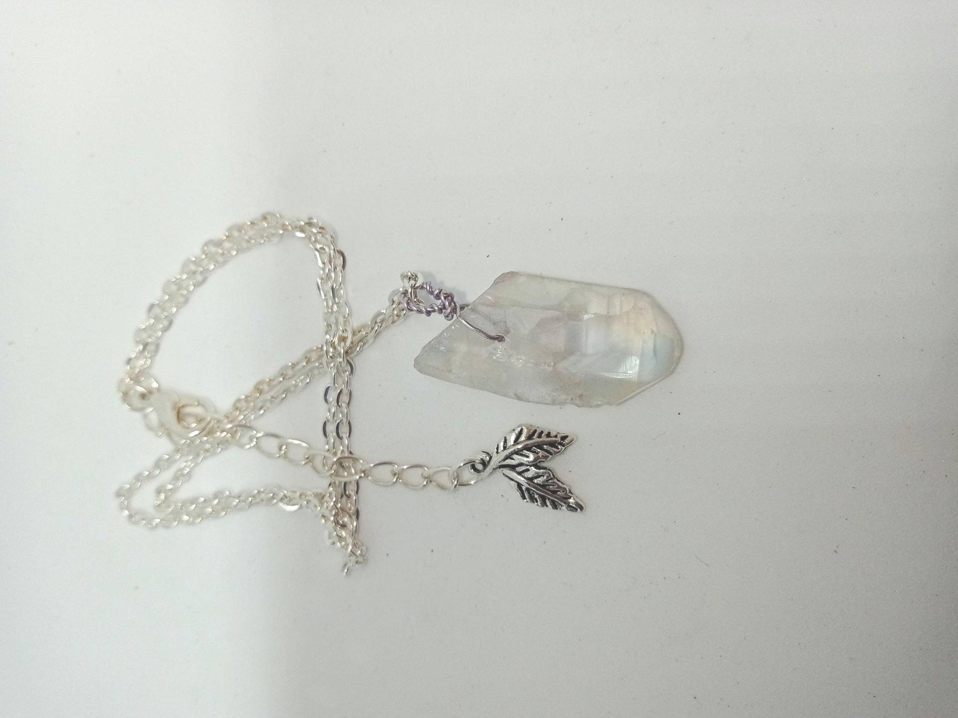 Kristall An Kette Kristall An Kette von PixieEmCrafts